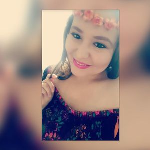 Meet your Posher, Daniela